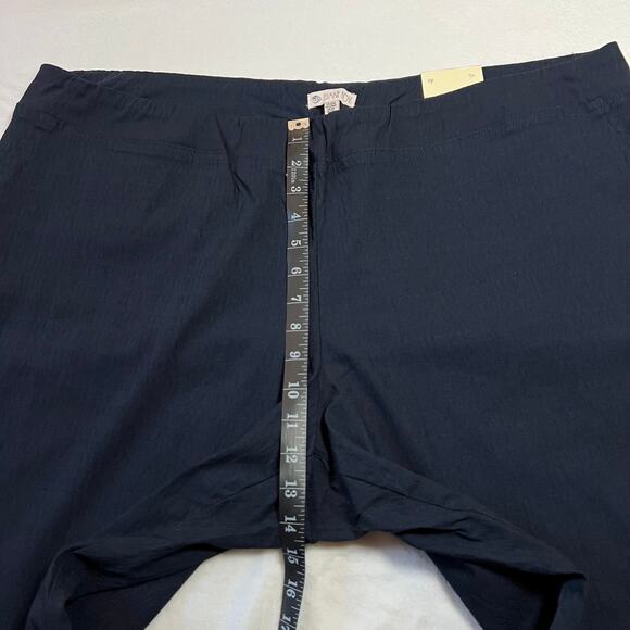 Eliane Rose High Rise Pull On Capri Pants Size 22W NEW Preppy Minimalist Casual - Picture 9 of 10